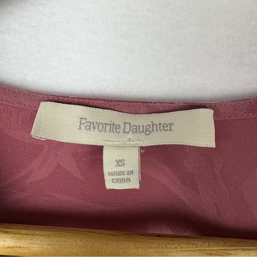 Favorite Daughter Pink V-Neck Blouse Bodysuit Feminine Coquette Quiet Luxury - Picture 4 of 7